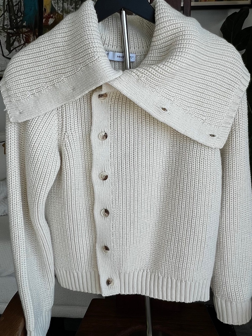 Mango Cream Ribbed Button-Up Cardigan with Wide Collar